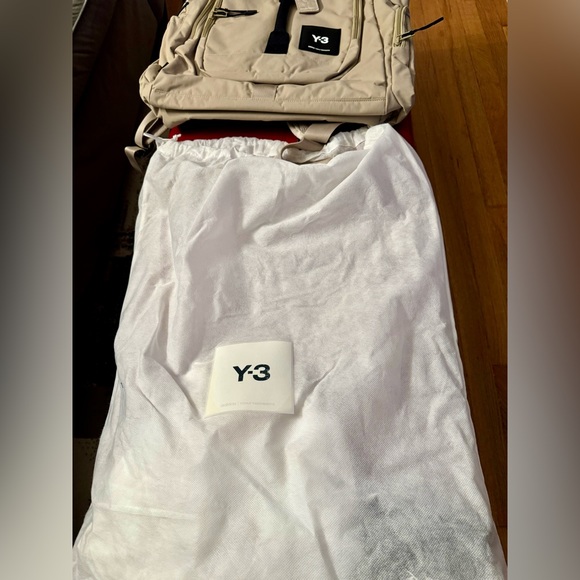Y-3 Utility Bag. Brand new - Picture 3 of 3